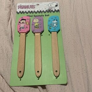 Peanuts Mini Spatula